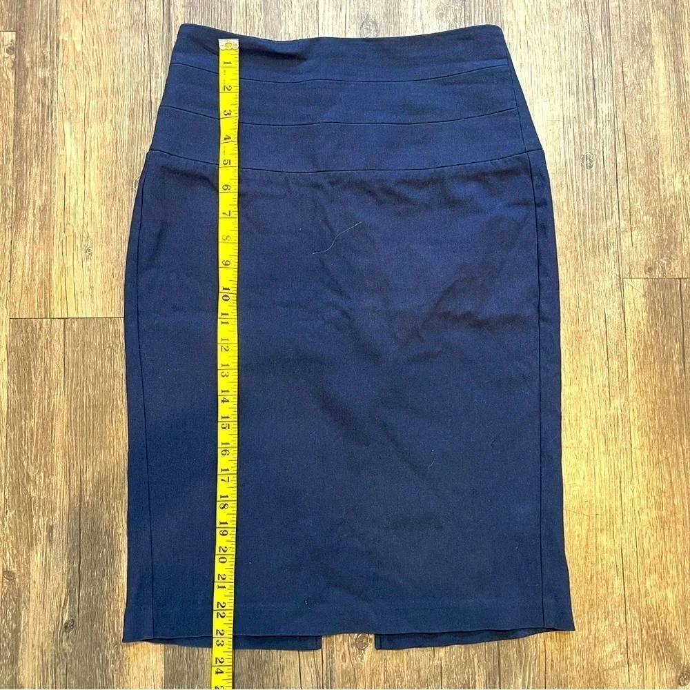 Venus Women’s Navy Blue Back Slit Pencil Skirt And Back Zipper Size 4